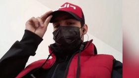 VIDEO El este tânărul de 20 de ani care a agresat un livrator asiatic. Este ireal cum se posta în mediul online